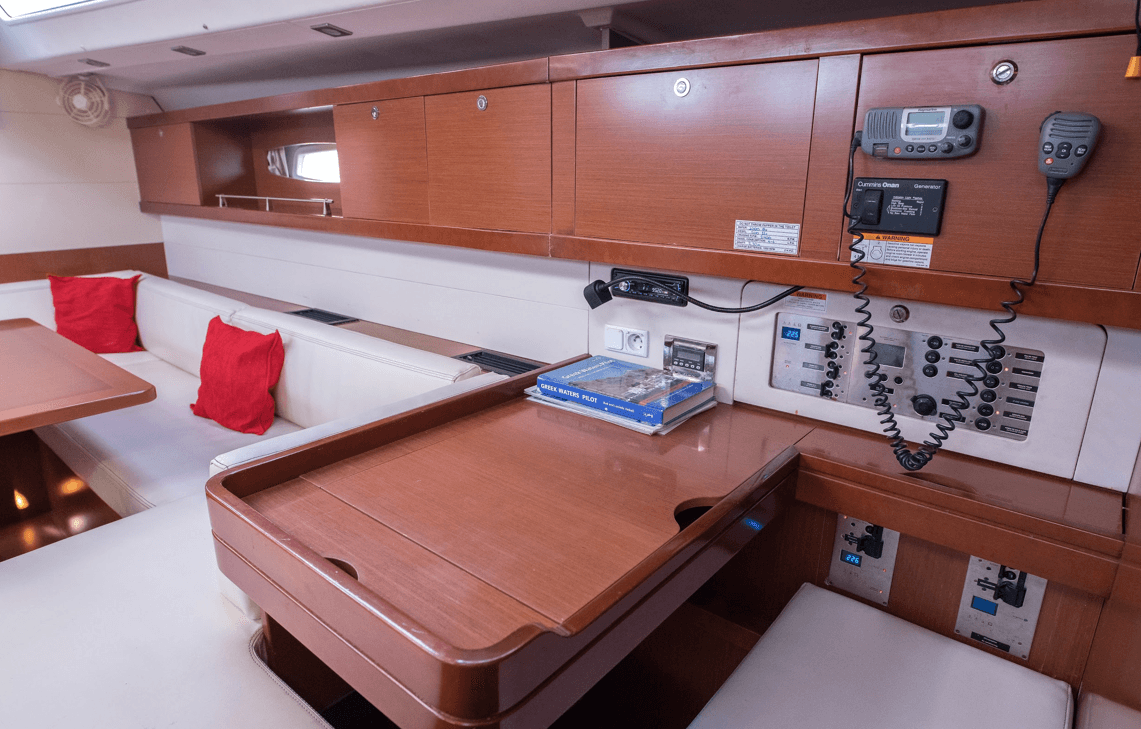 Oceanis 50, picture 10