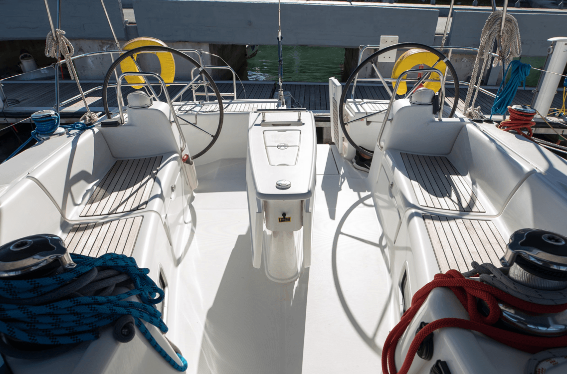 Oceanis 50, picture 3