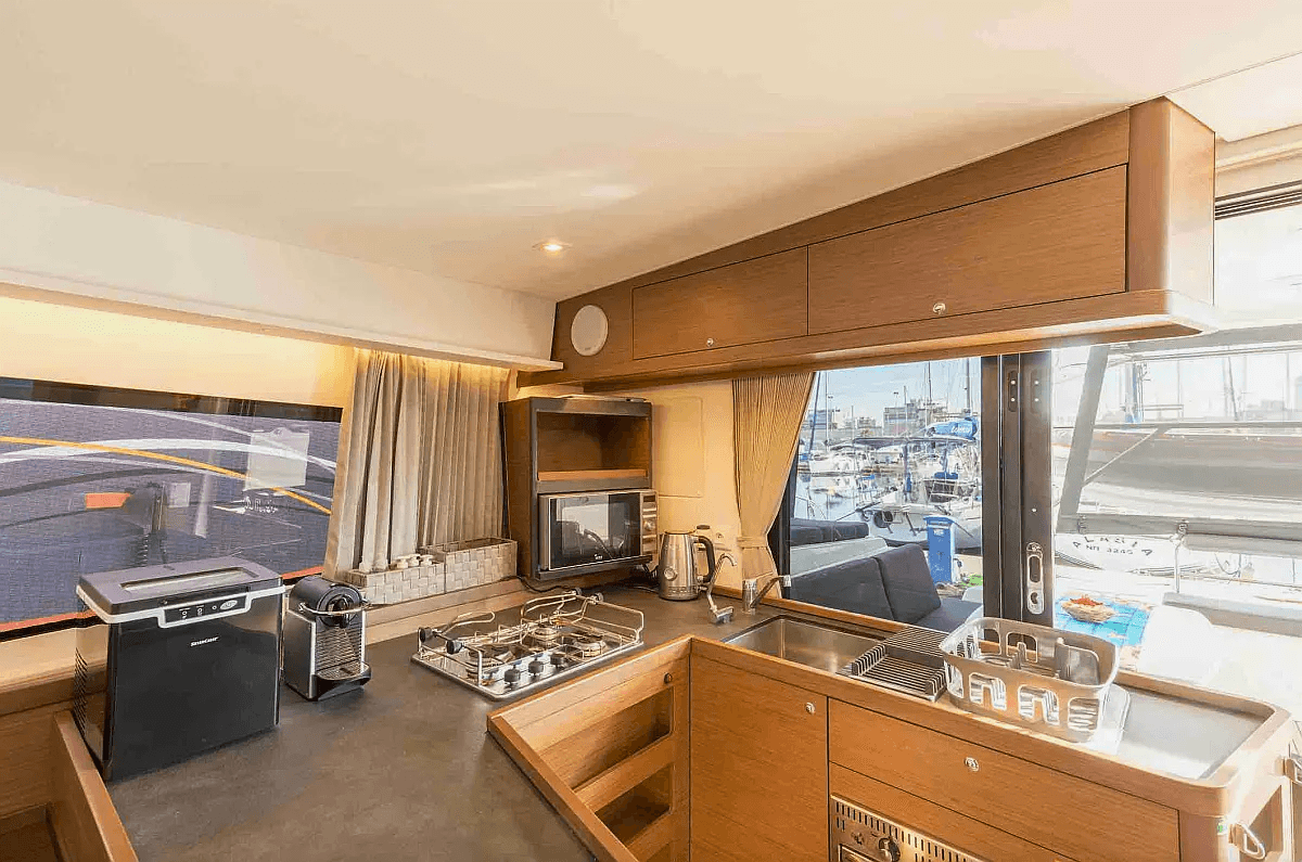 Lagoon 42 - 4 + 1 cab., picture 10