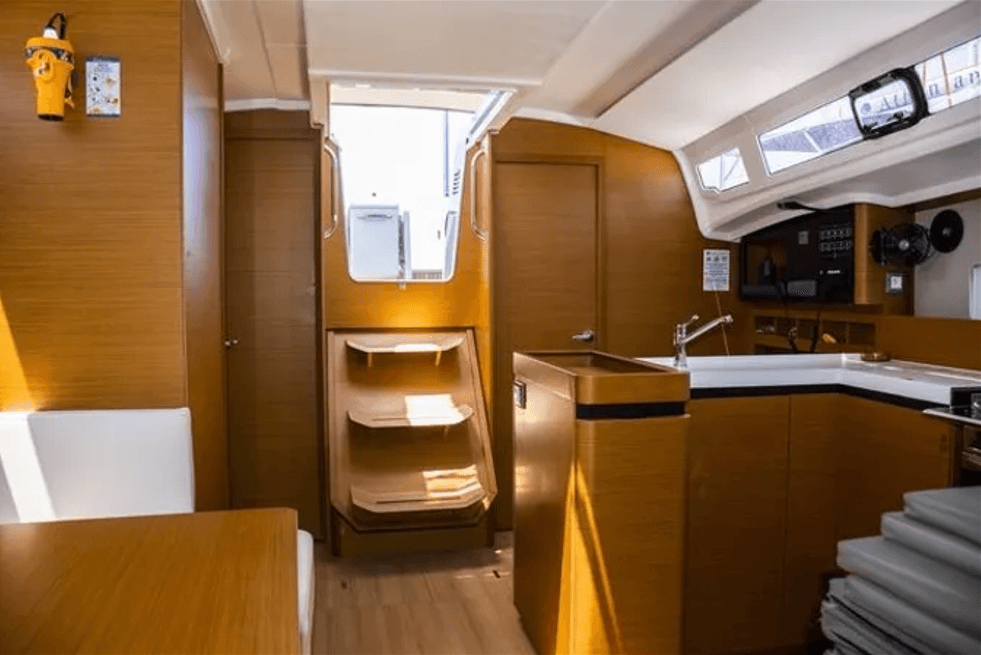 Sun Odyssey 410 - 3 cab., picture 6