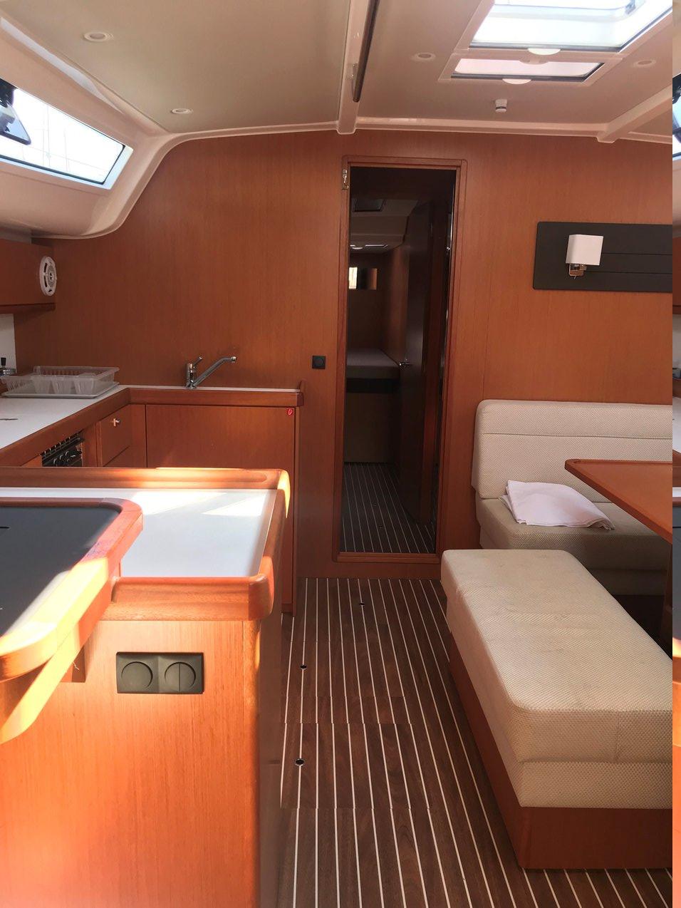 Bavaria Cruiser 51, picture 13