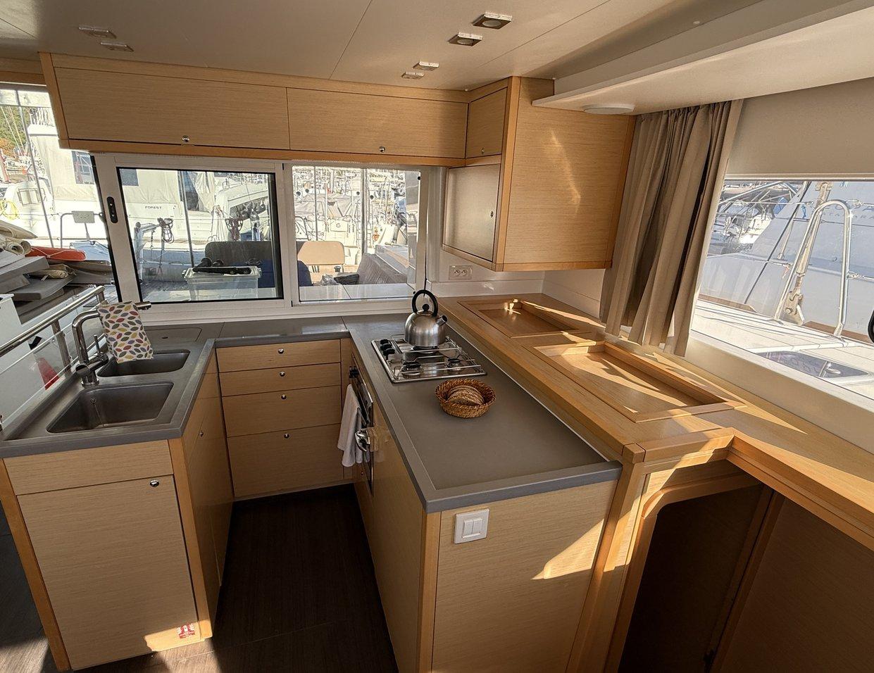 Lagoon 450 F - 4 + 2 cab., picture 14