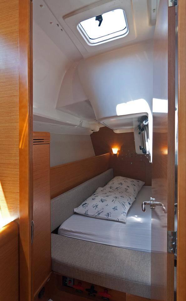 Sun Odyssey 33i - 2 cab., picture 6
