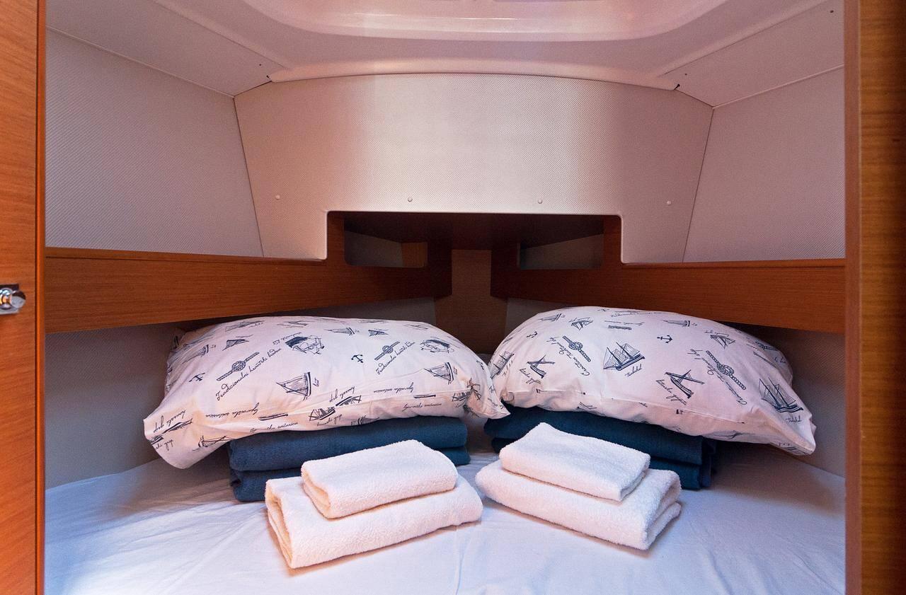 Sun Odyssey 33i - 2 cab., picture 8