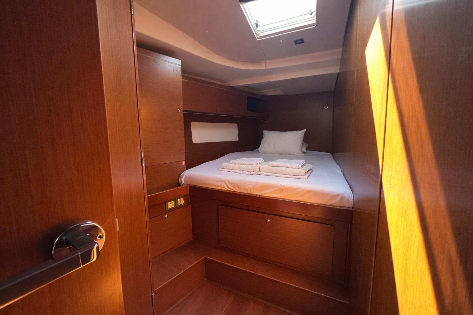 Oceanis 51.1 - 5 + 1 cab., picture 8