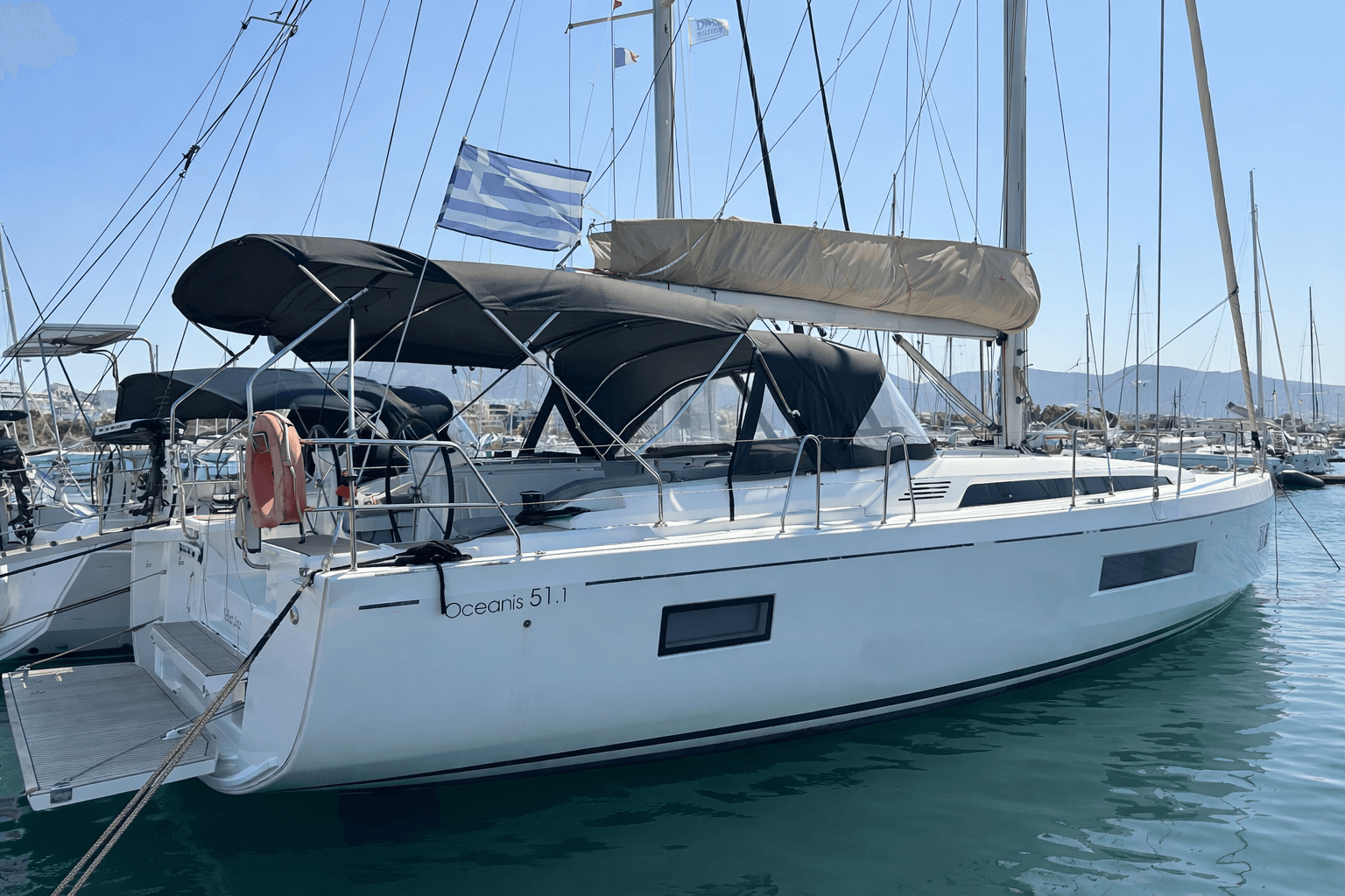Oceanis 51.1 - 5 + 1 cab., picture 6