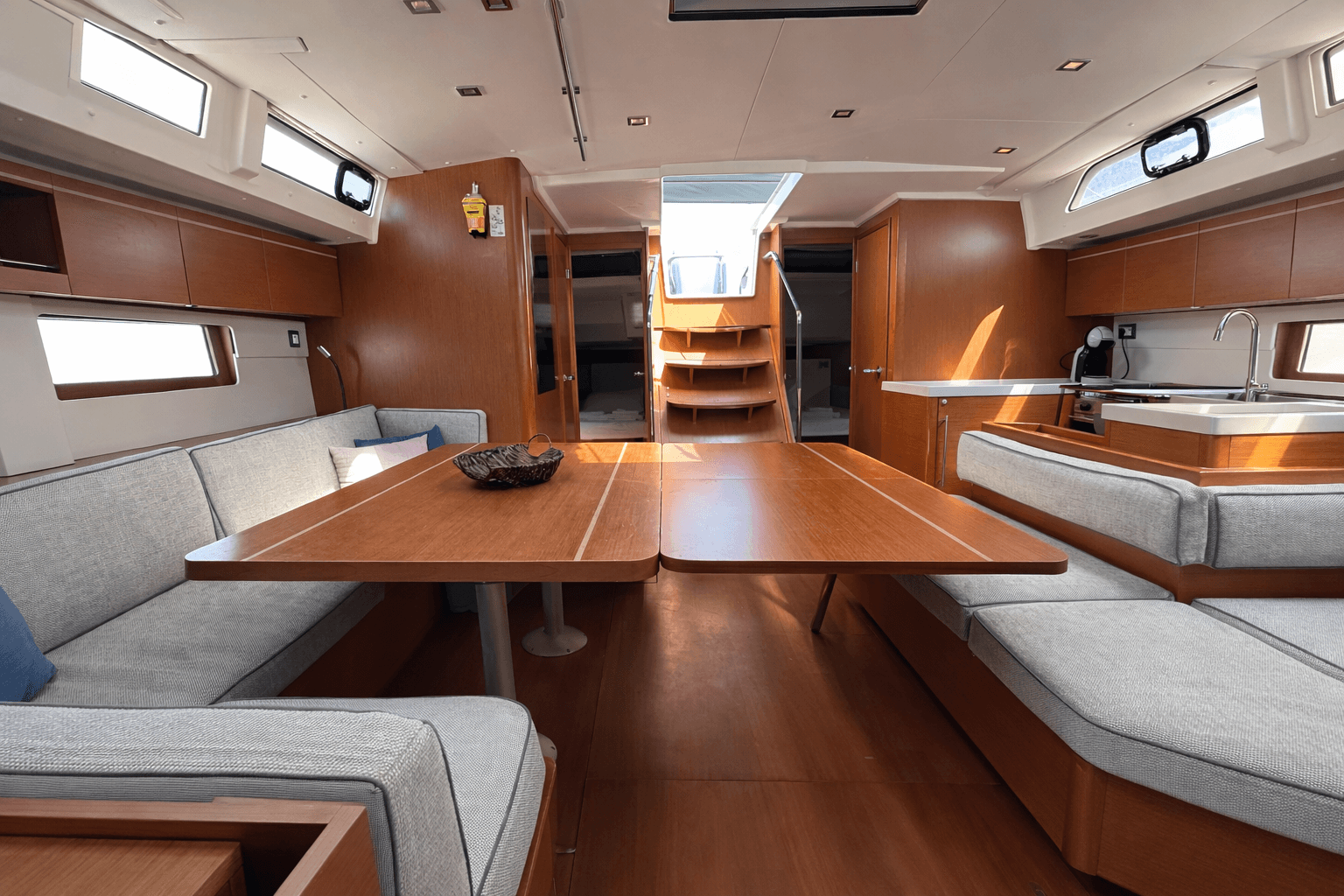 Oceanis 51.1 - 5 + 1 cab., picture 14