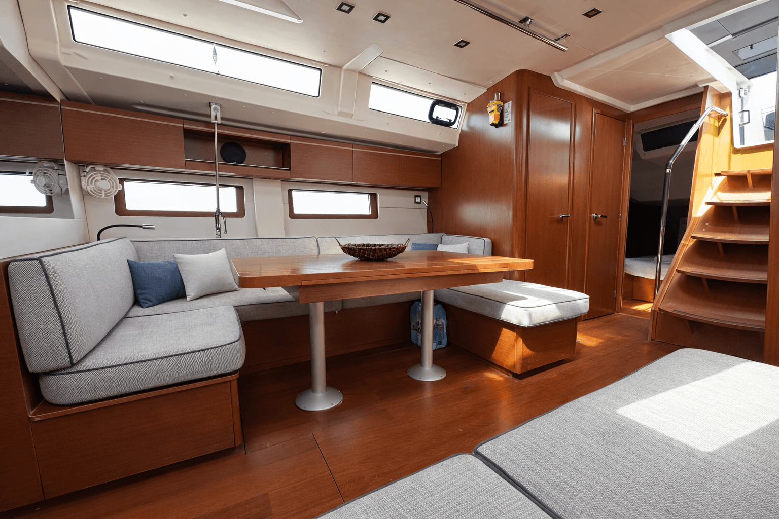 Oceanis 51.1 - 5 + 1 cab., picture 23