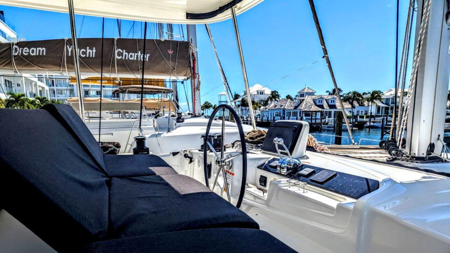 Lagoon 46 - 4 + 2 cab., picture 4