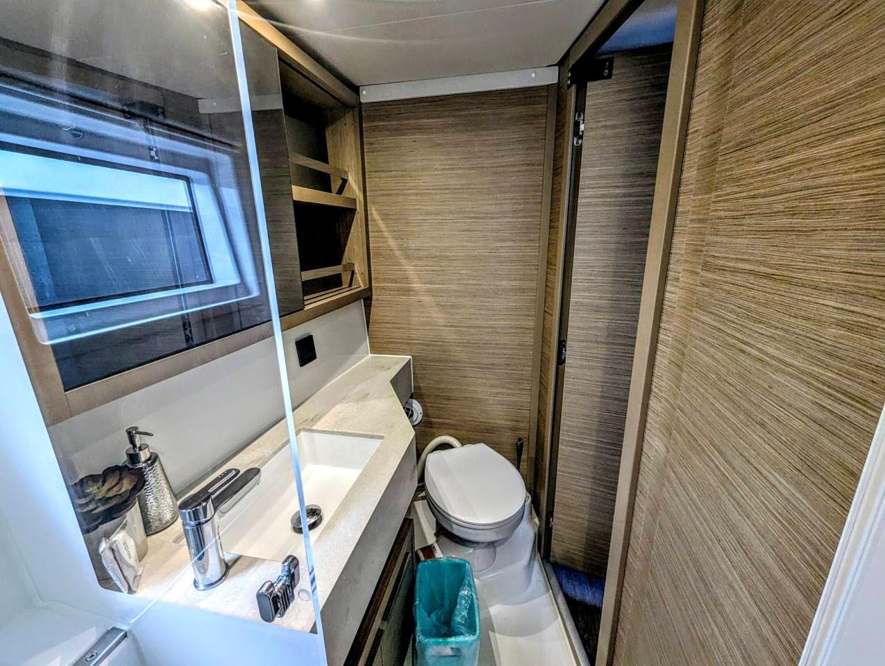 Lagoon 46 - 4 + 2 cab., picture 13