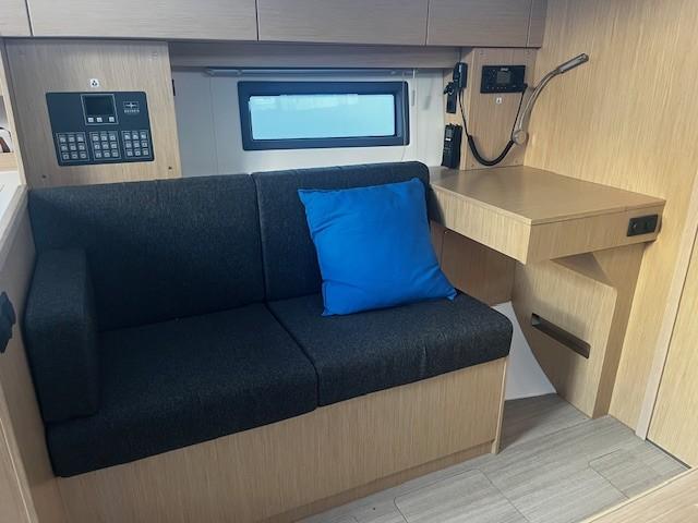 Bavaria C38, picture 5