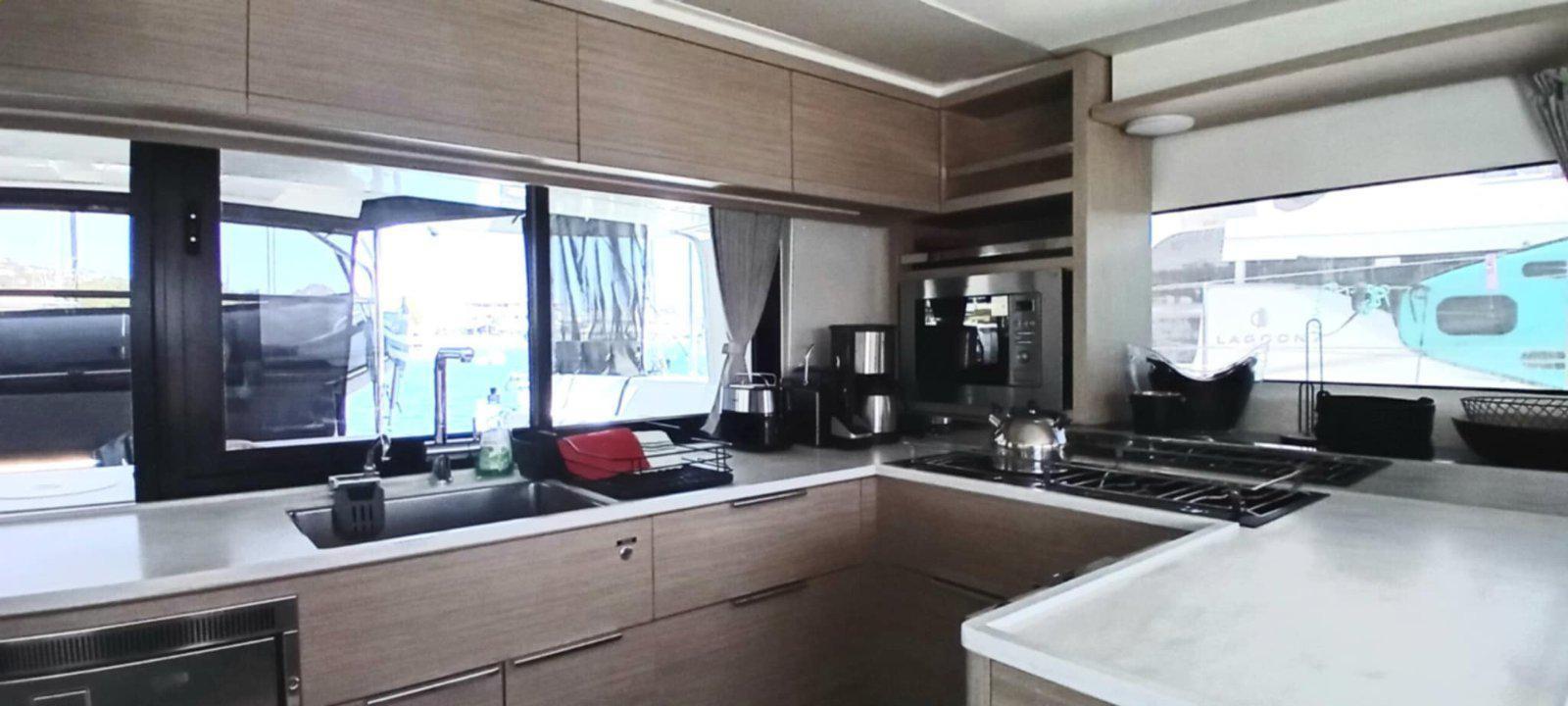 Lagoon 46 - 4 + 1 cab., picture 10