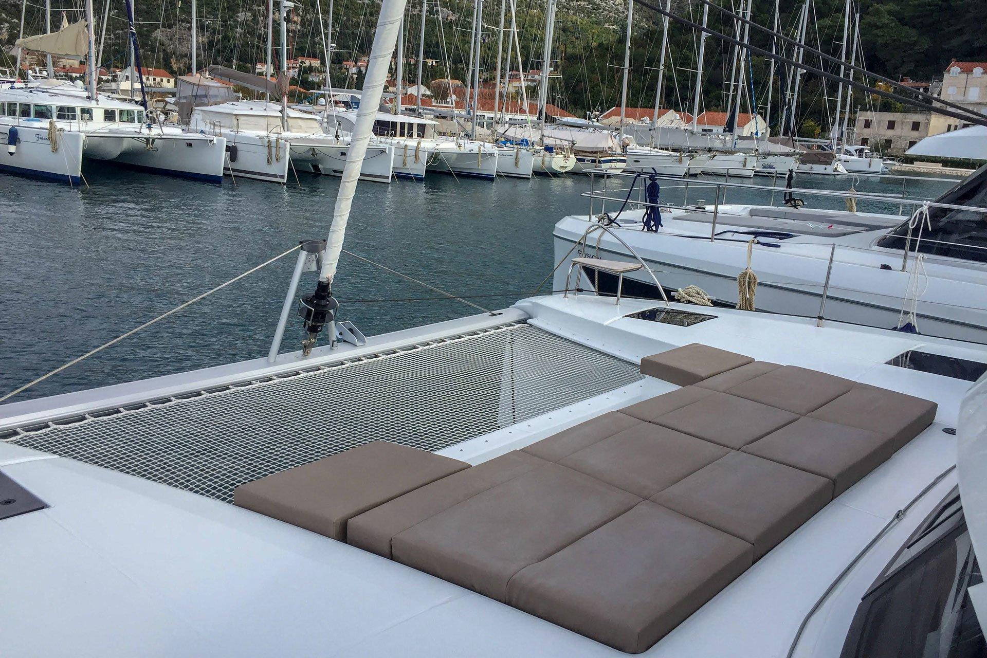 Fountaine Pajot Astrea 42 - Wave, picture 13