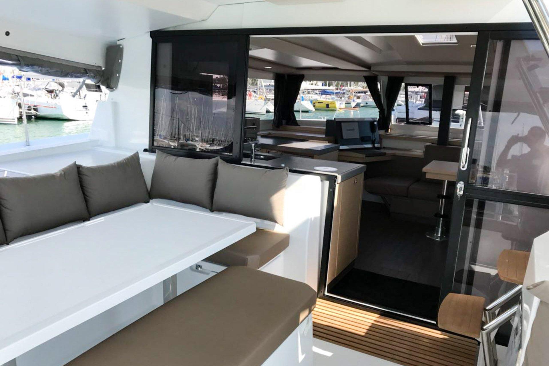 Fountaine Pajot Astrea 42 - Wave, picture 10