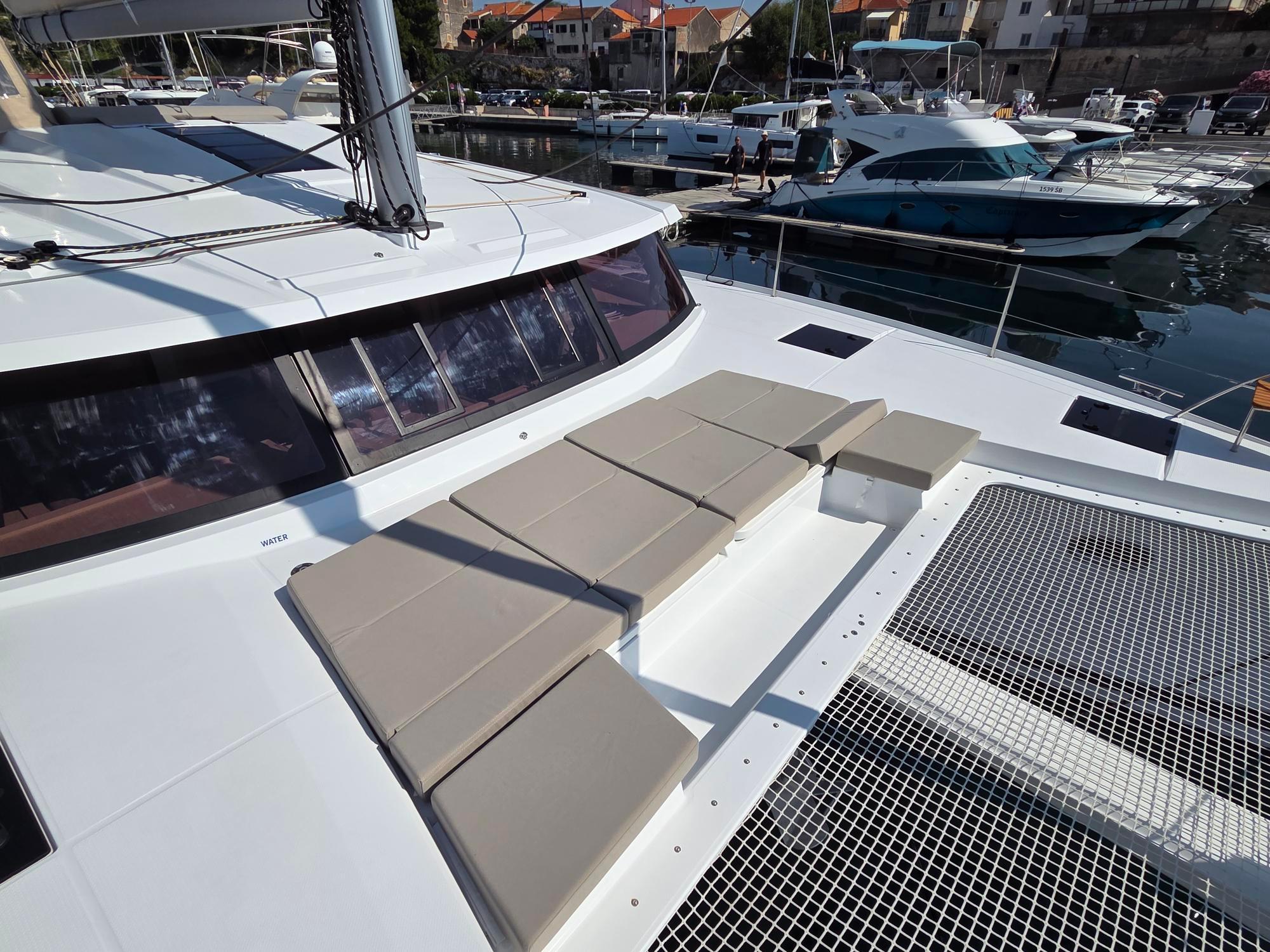 Fountaine Pajot Astrea 42 - 4 + 2 cab., picture 24