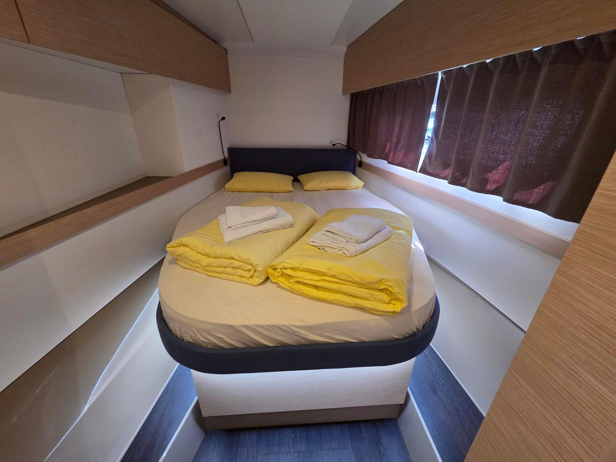 Fountaine Pajot Astrea 42 - 4 + 2 cab., picture 13