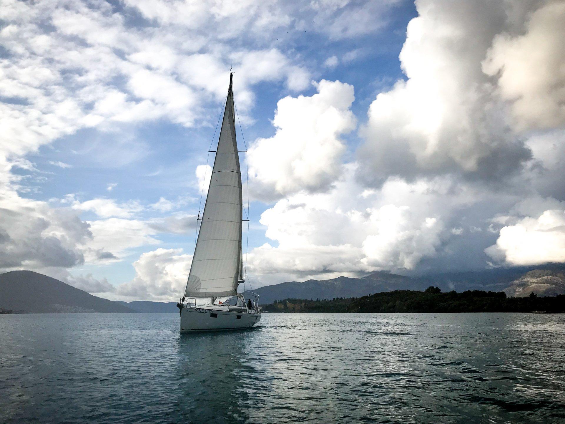 Oceanis 48 - 5 cab., picture 5