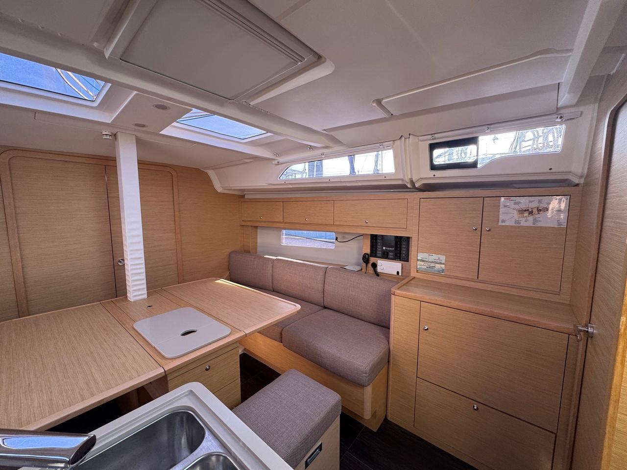 Dufour 37 - 2 cab. - Thais, picture 8