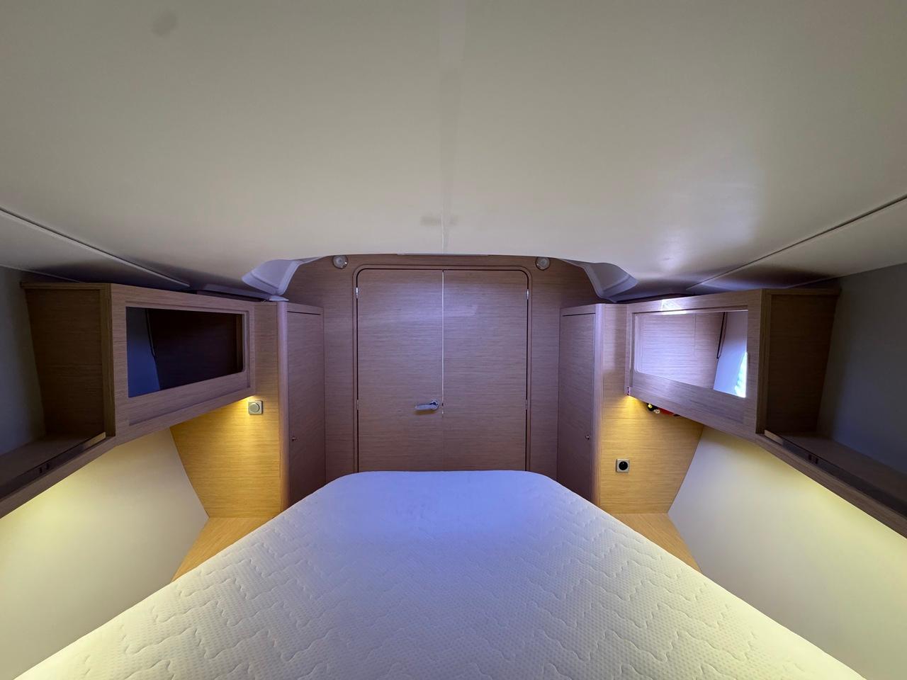 Dufour 37 - 2 cab. - Thais, picture 13