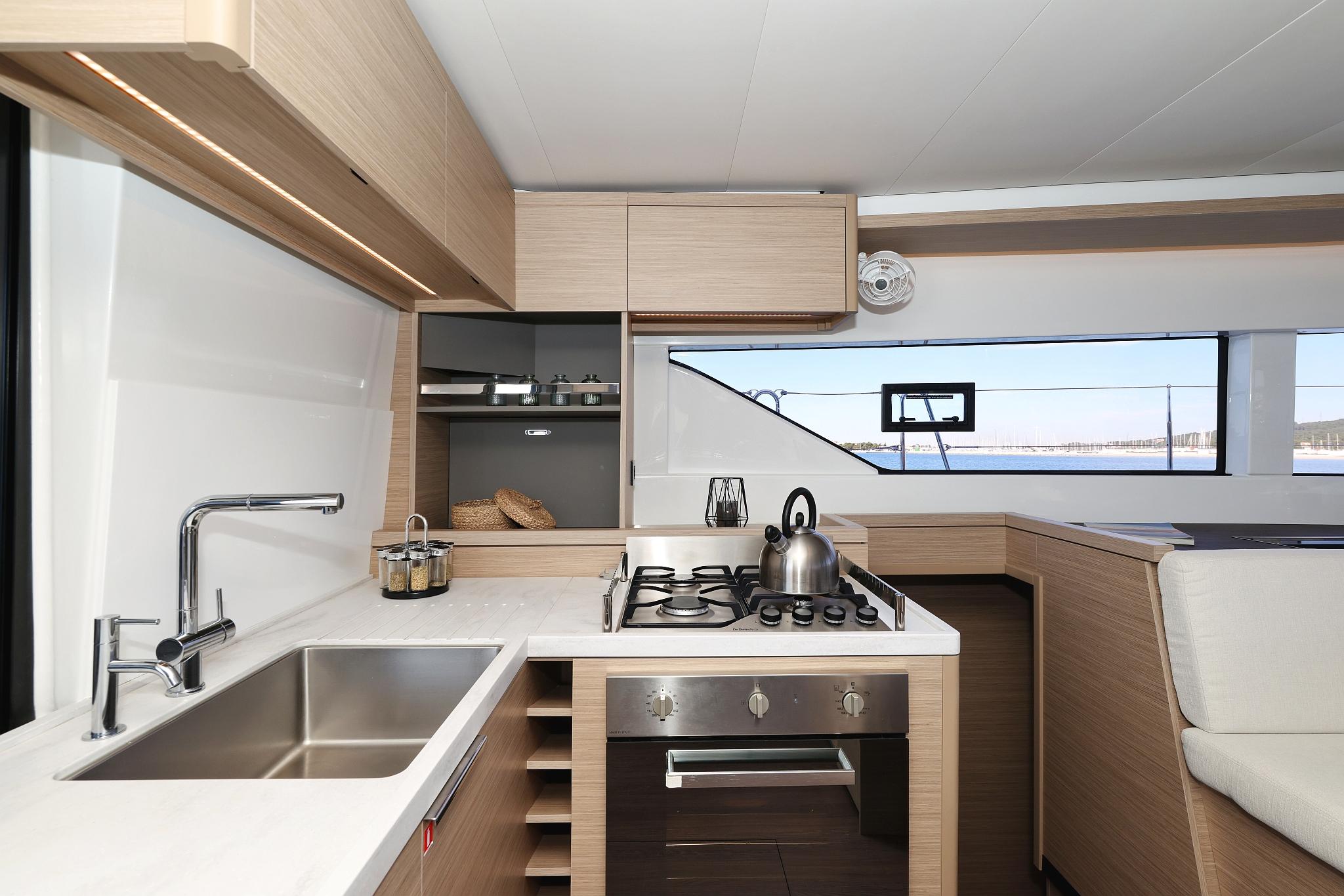 Lagoon 51 - 6 + 1 cab., picture 28