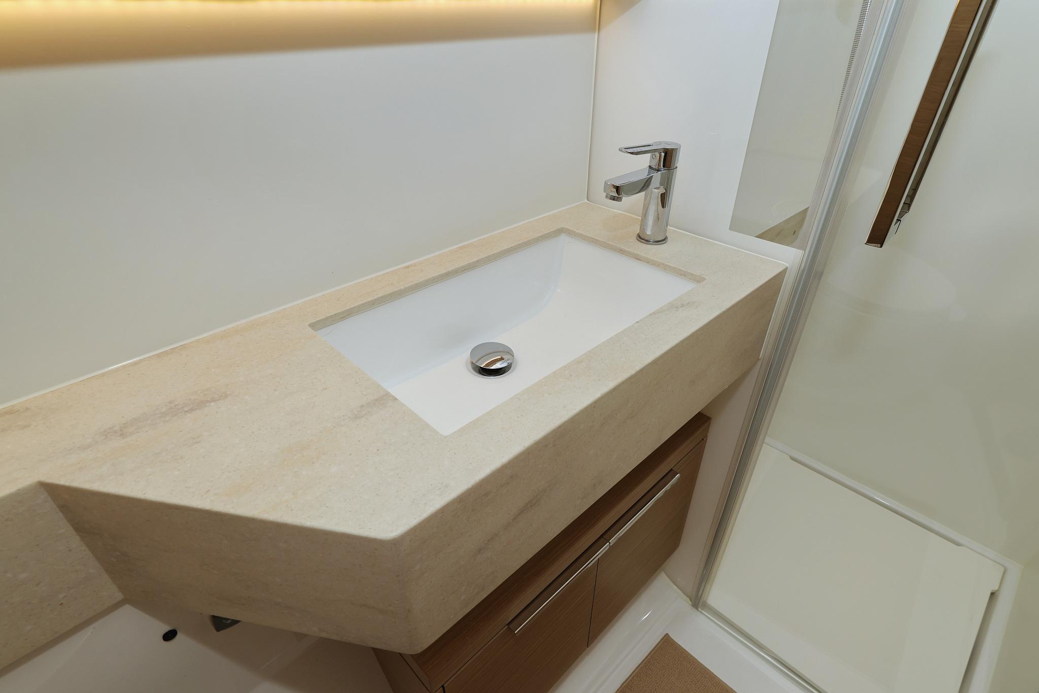 Lagoon 51 - 6 + 1 cab., picture 43