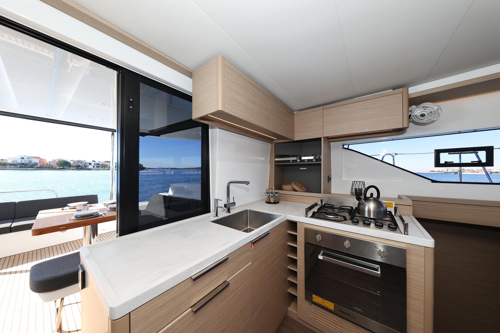 Lagoon 51 - 6 + 1 cab., picture 15