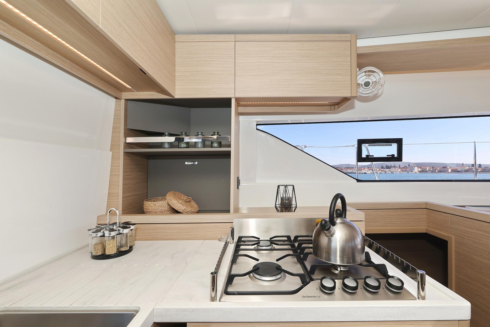 Lagoon 51 - 6 + 1 cab., picture 19