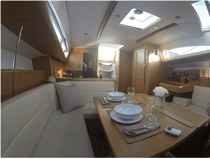 Sun Odyssey 42 DS, picture 9