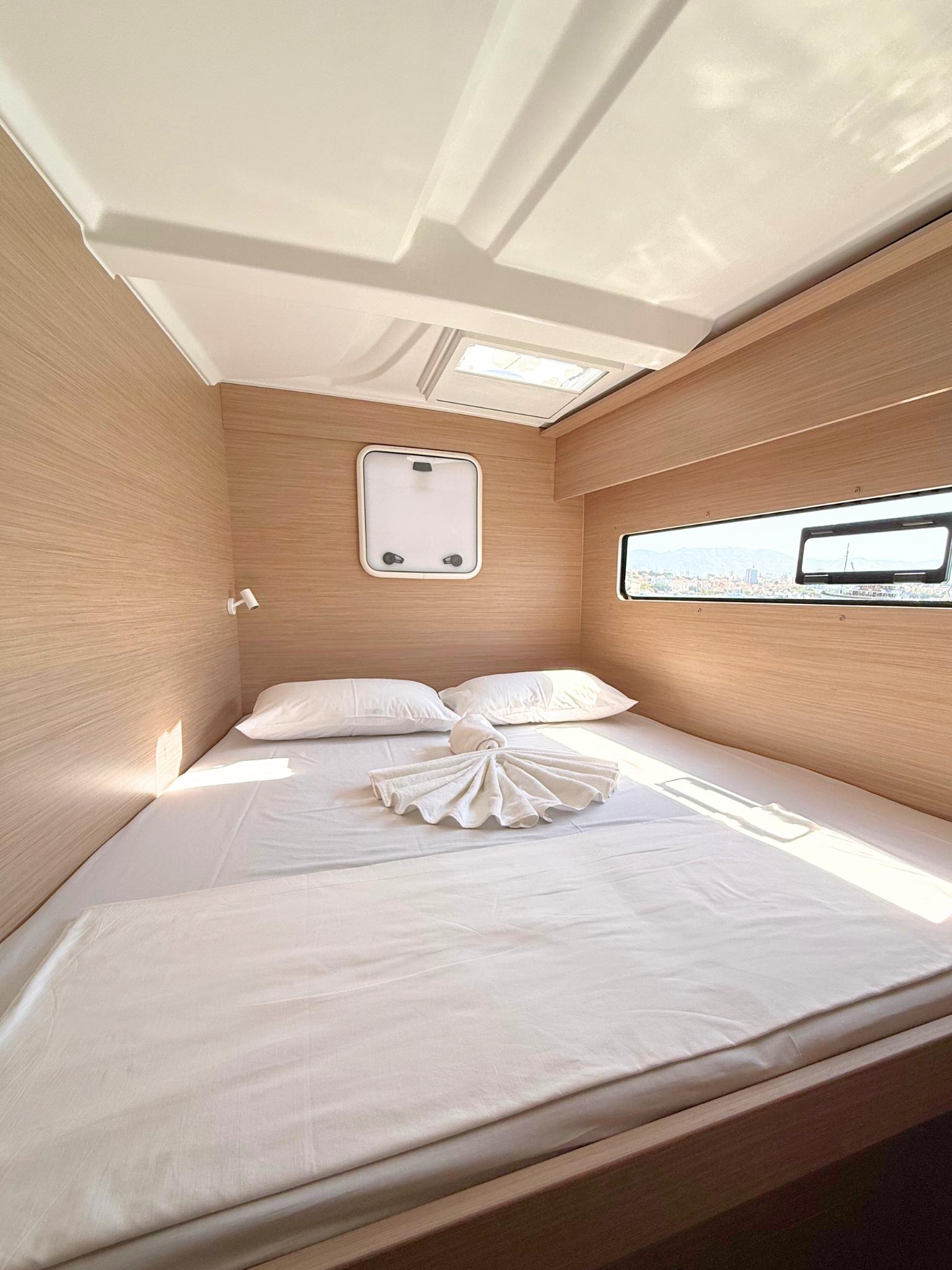 Lagoon 38 - 4 cab., picture 12