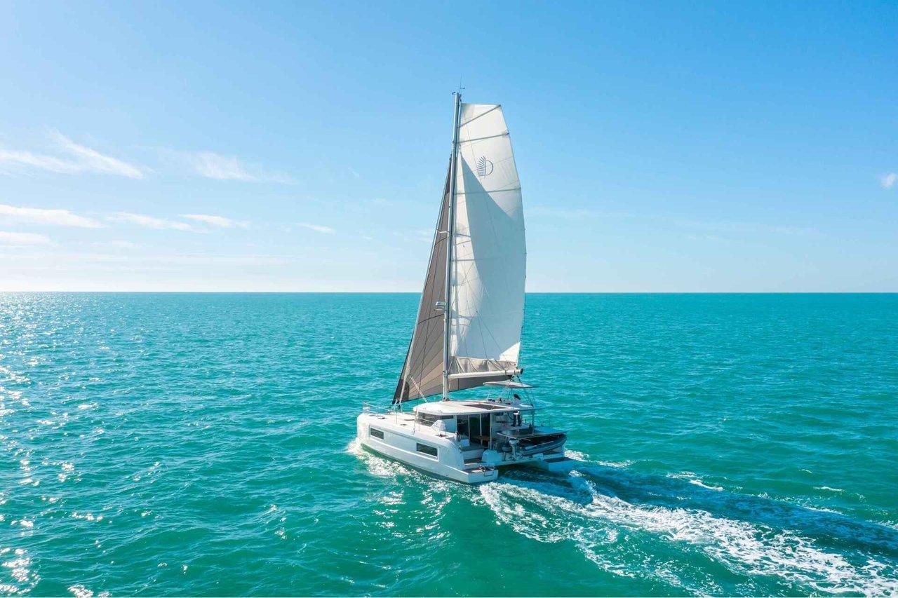 Lagoon 38 - 4 cab., picture 6