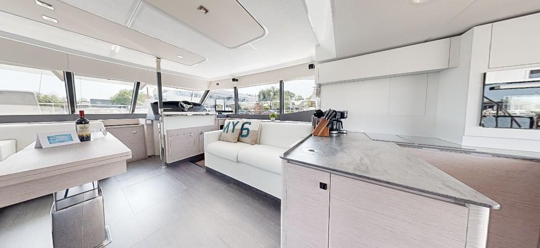 Fountaine Pajot MY6 - La Dolce Vita, picture 11