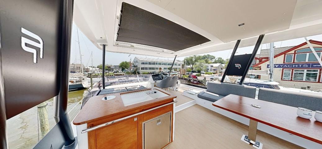 Fountaine Pajot MY6 - La Dolce Vita, picture 7