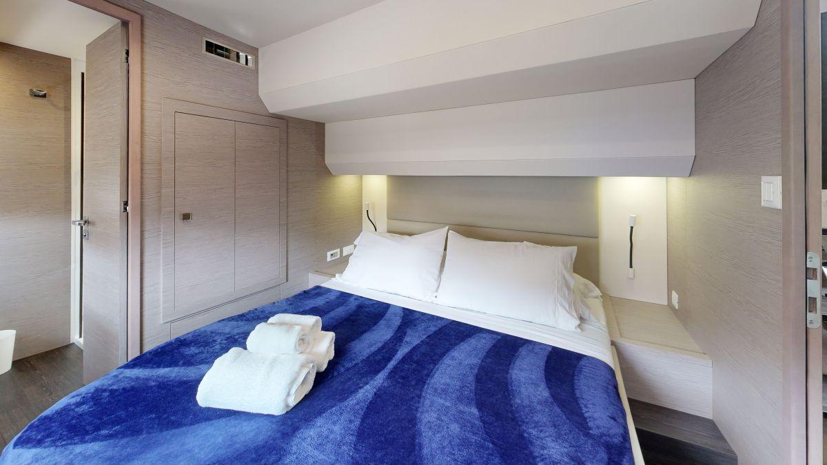 Fountaine Pajot MY6 - La Dolce Vita, picture 17