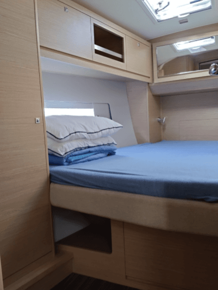 Dufour 470 - 4 + 1 cab., picture 12