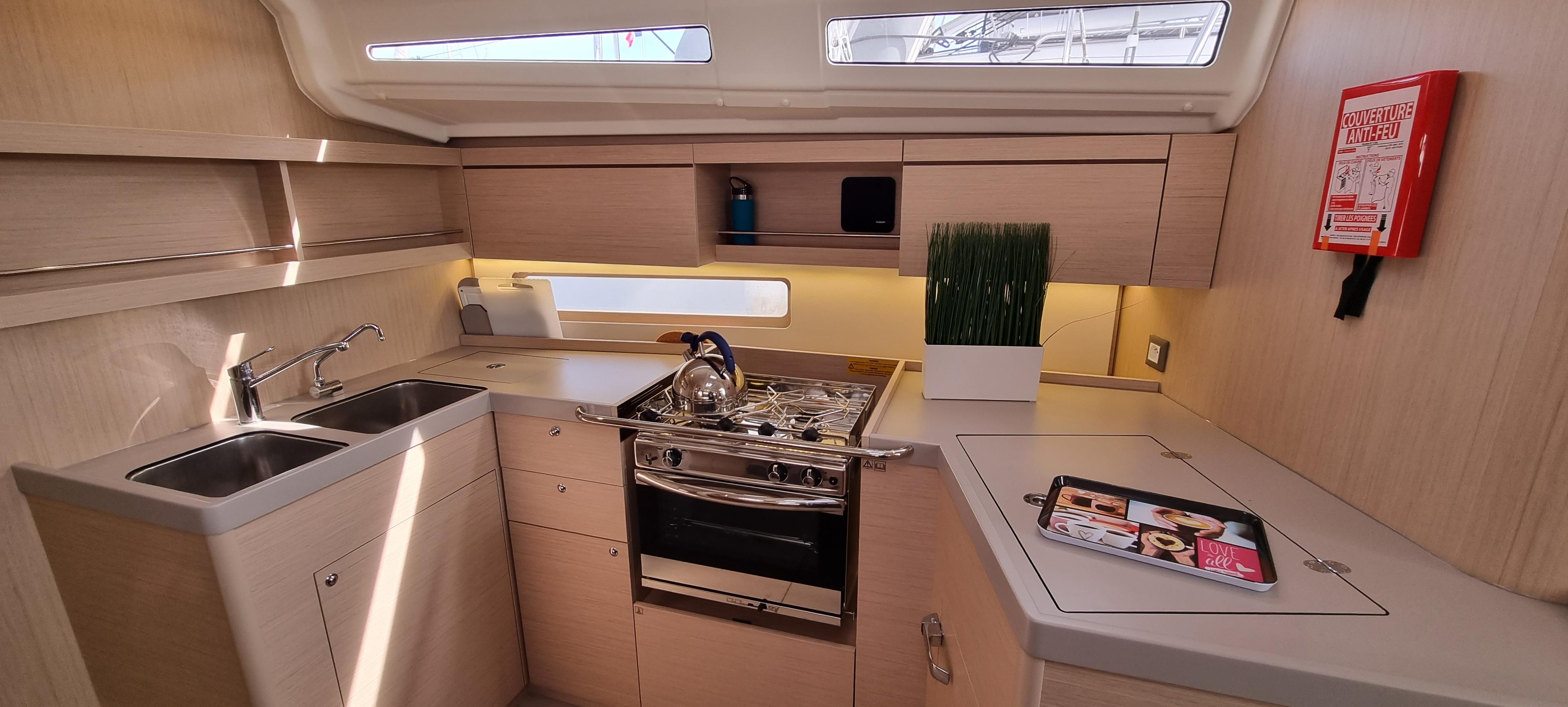 Oceanis 40.1 - 3 cab., picture 10