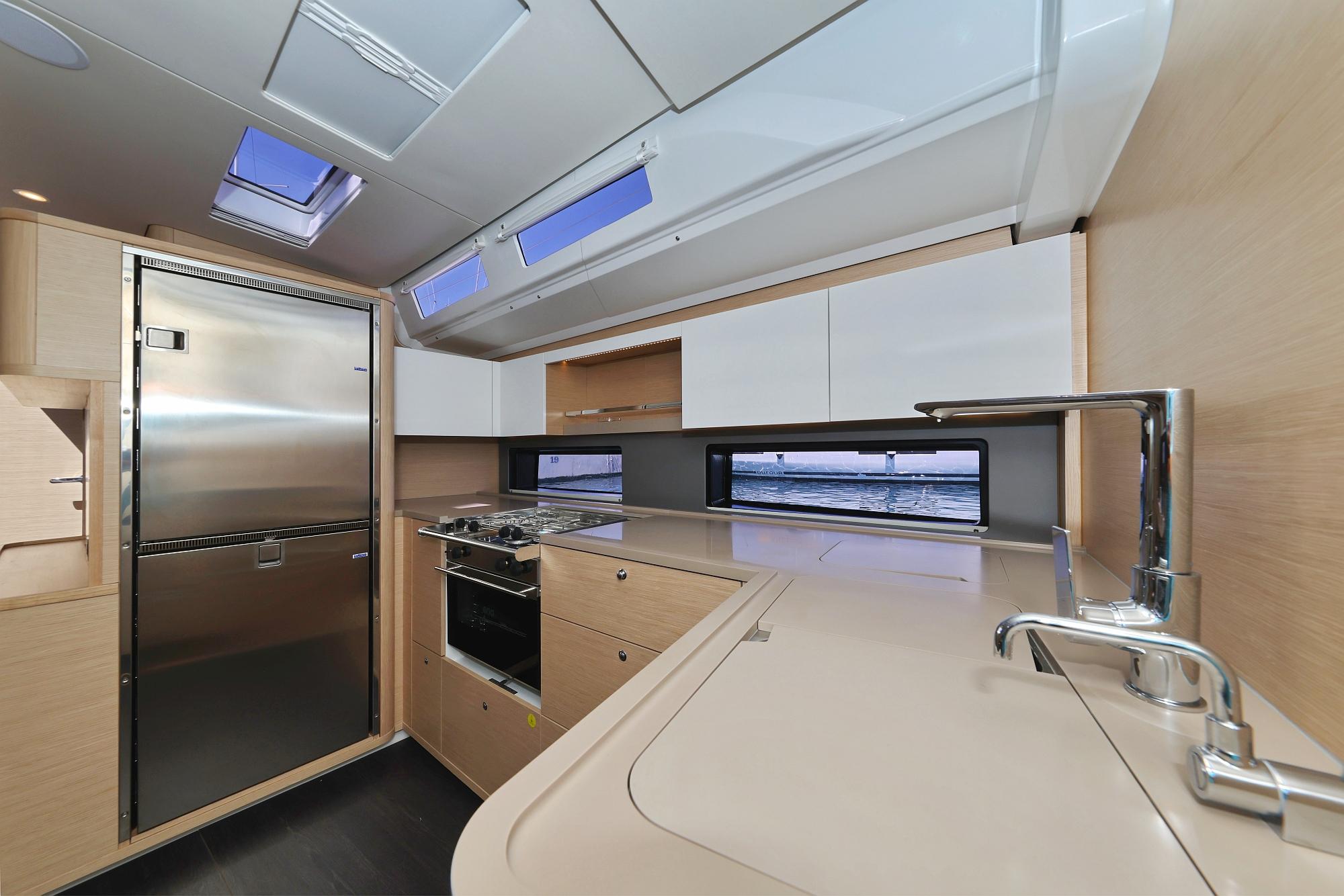 Dufour 48, picture 18