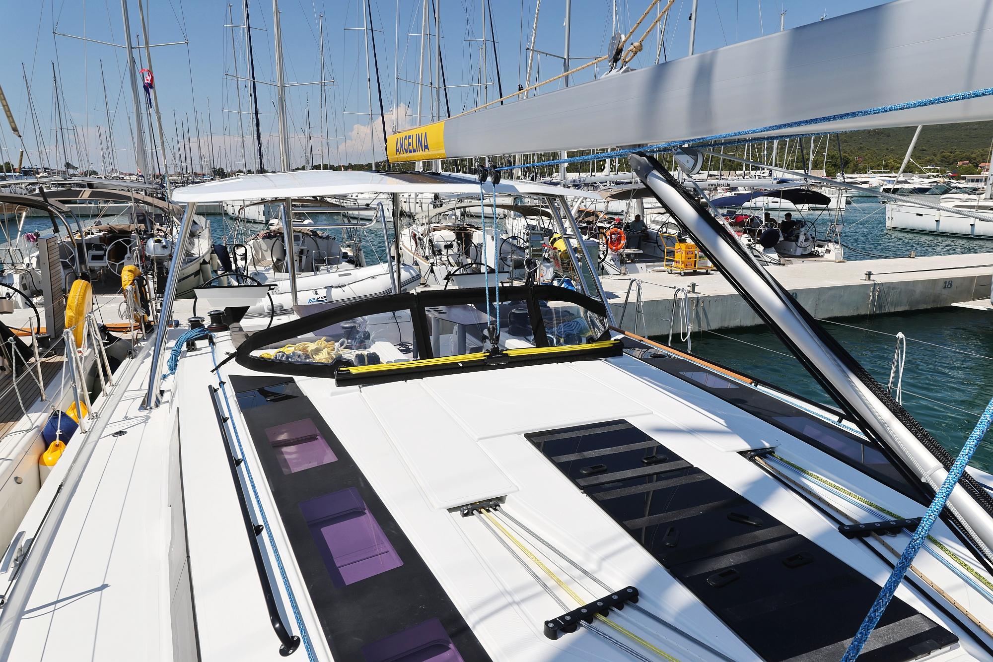 Dufour 48, picture 6