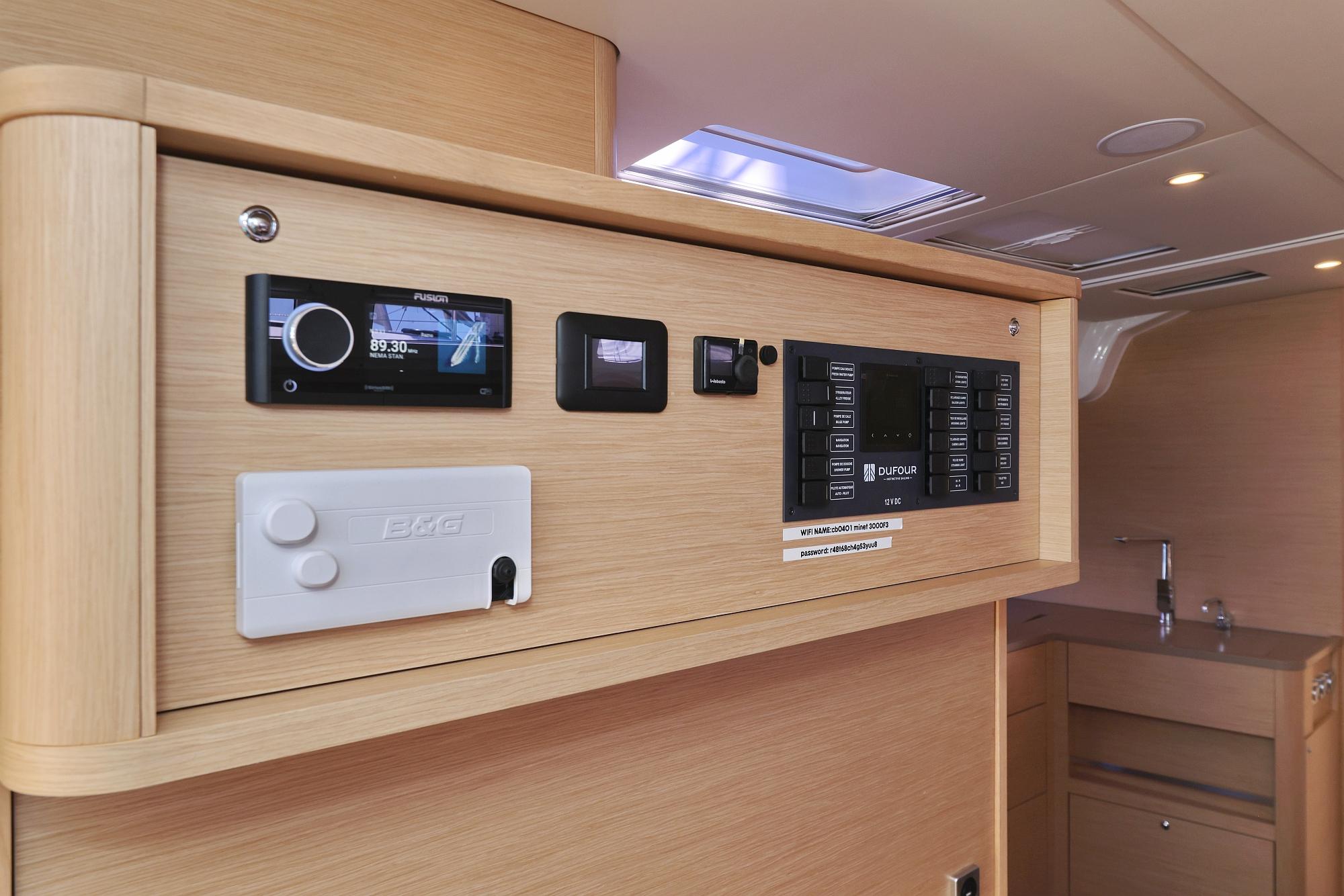 Dufour 48, picture 36