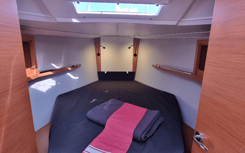 Dufour 37 - 2 cab., picture 10