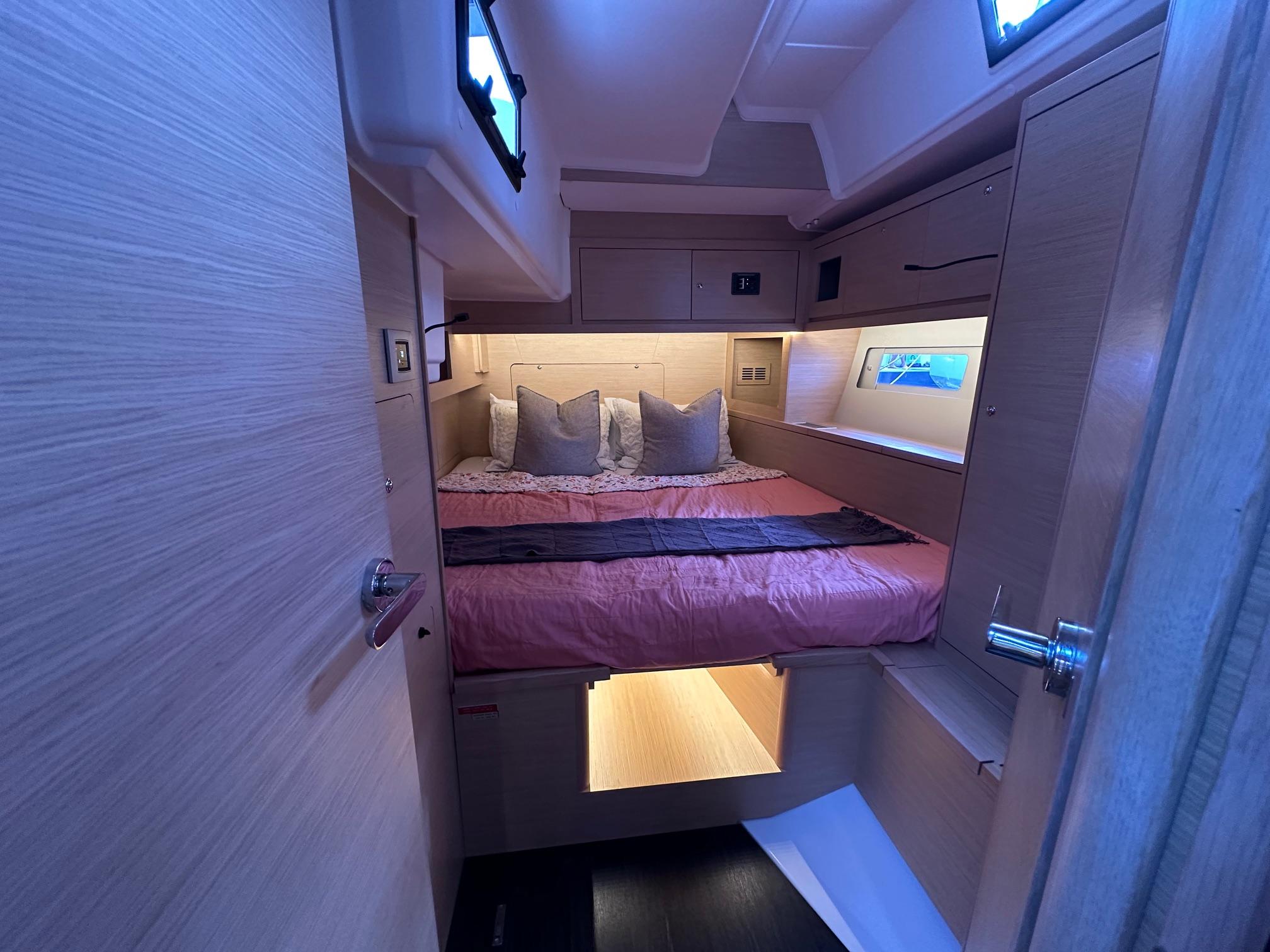 Dufour 530 - 4 cab., picture 10