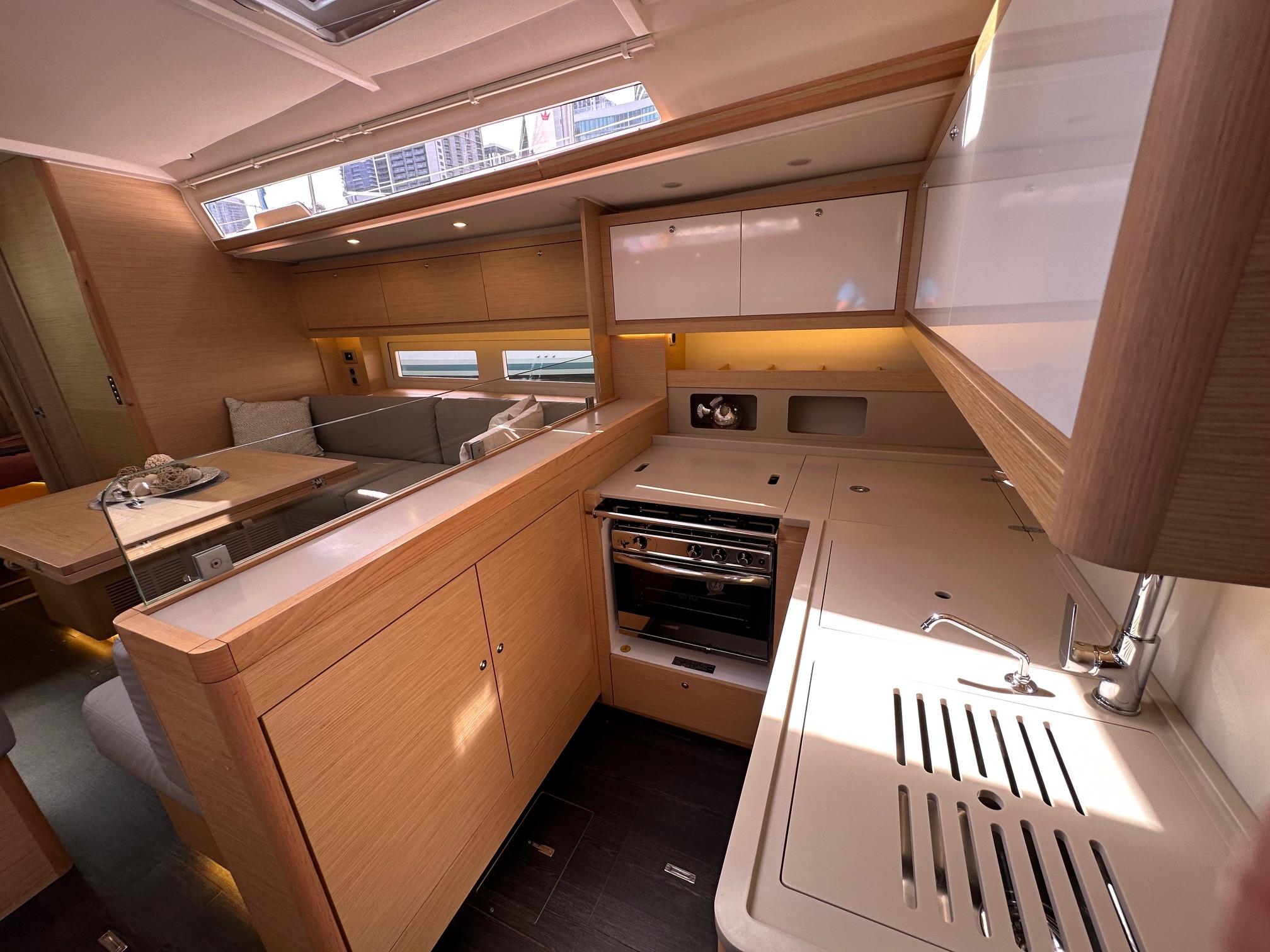 Dufour 530 - 4 cab., picture 14