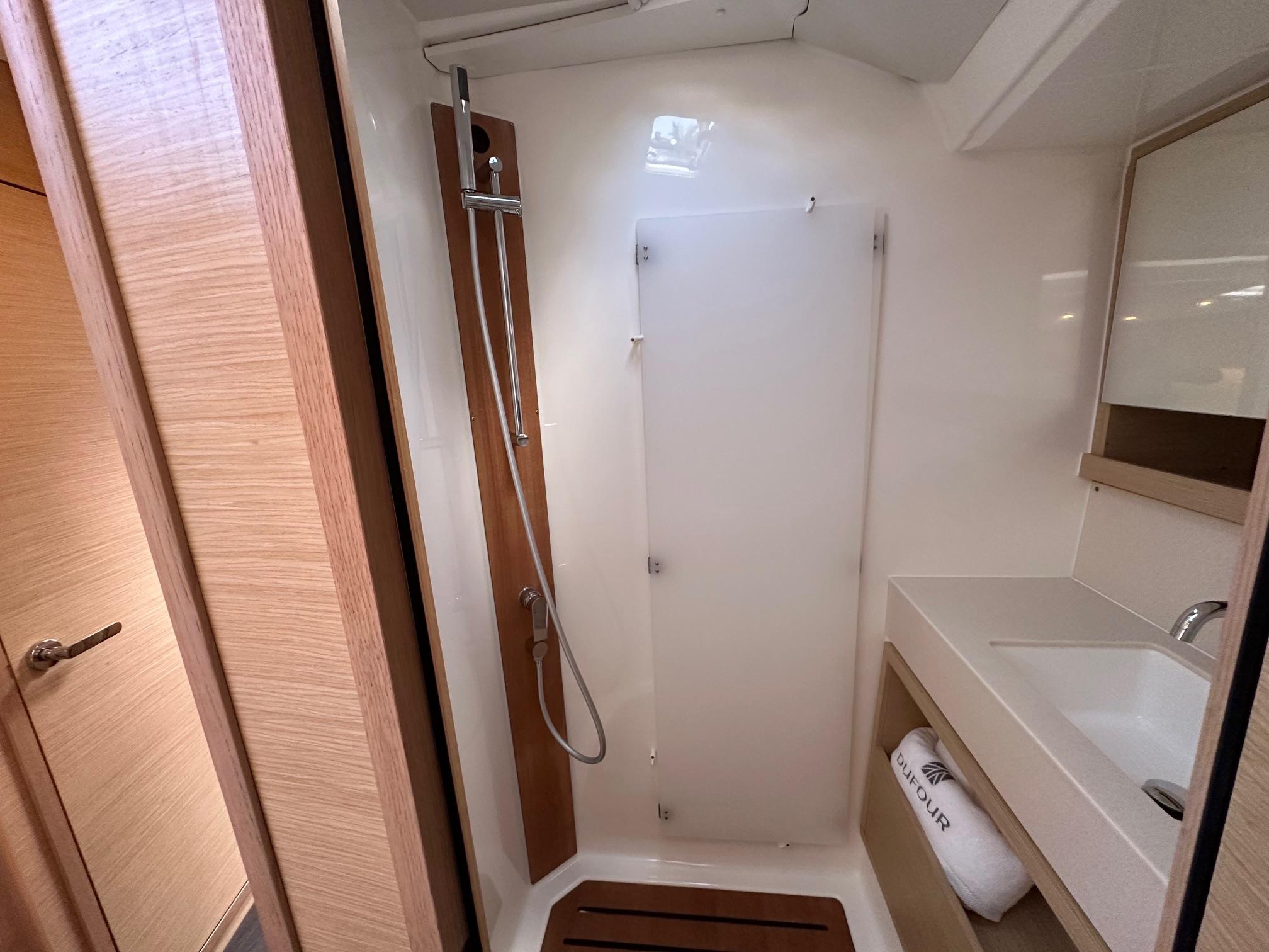 Dufour 530 - 4 cab., picture 19
