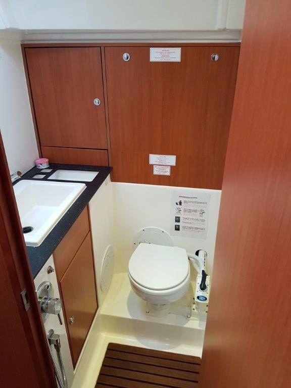 Bavaria Cruiser 40 - Lola, picture 17