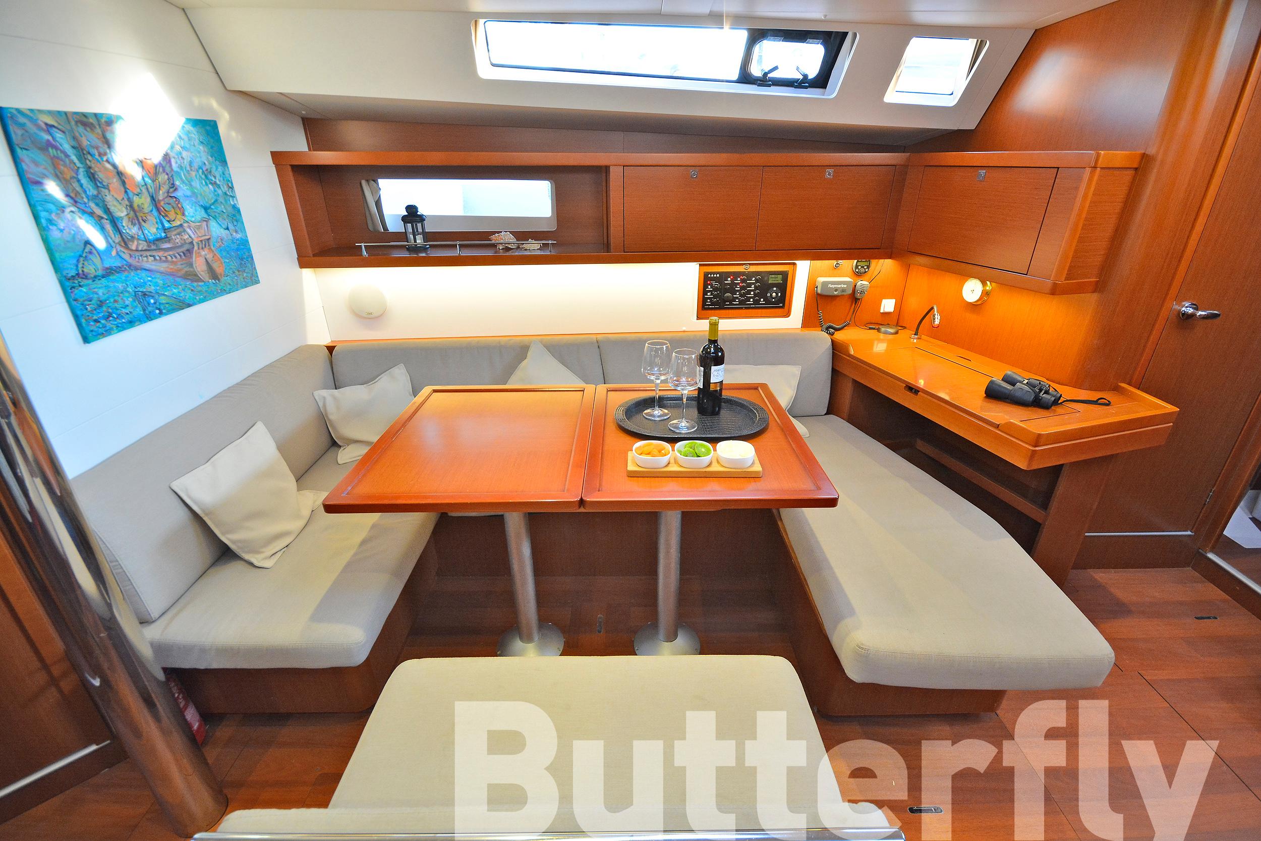 Oceanis 45 - 4 cab. - Butterfly, picture 7