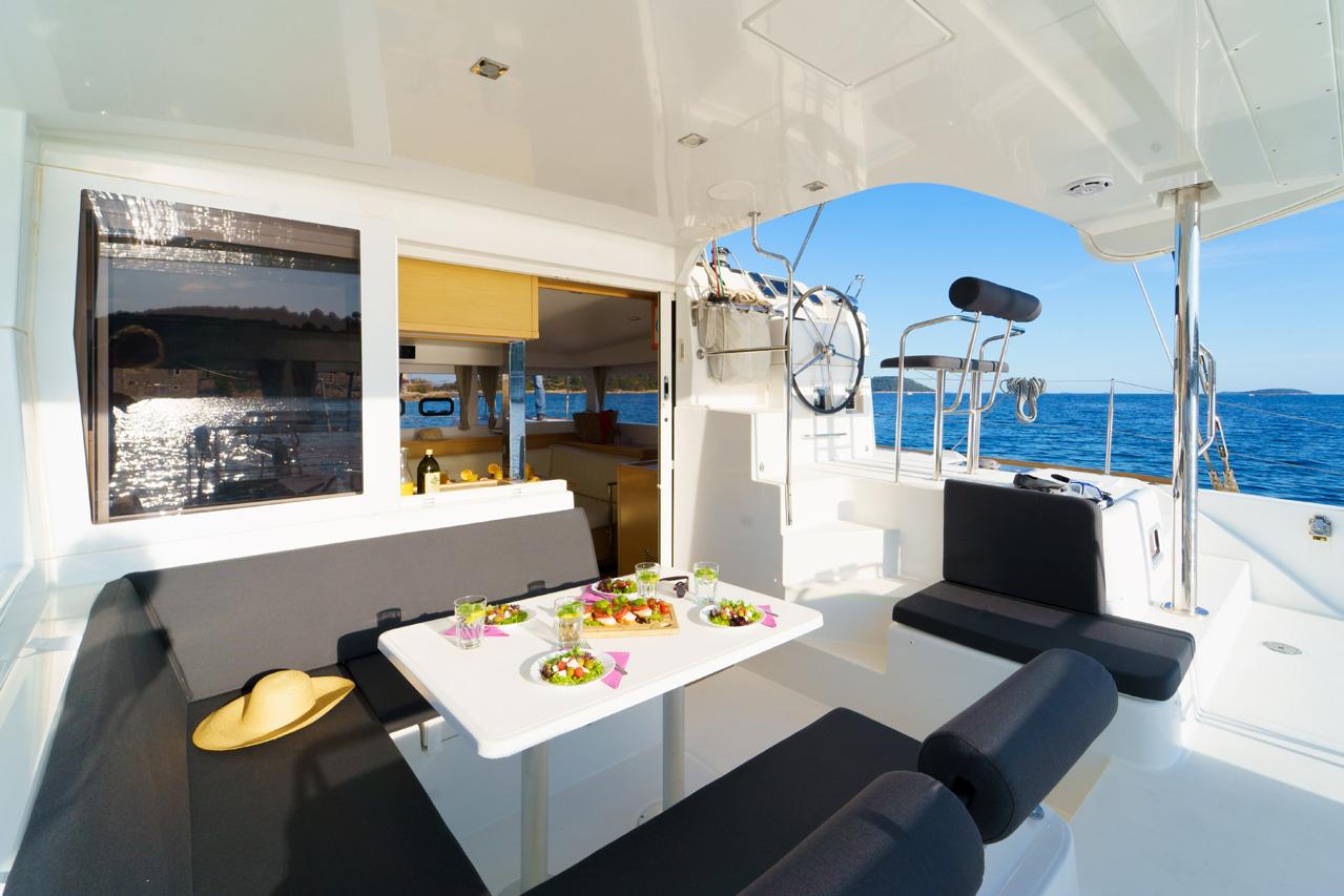 Lagoon 39 - 4 + 2 cab. - White Pearl, picture 8