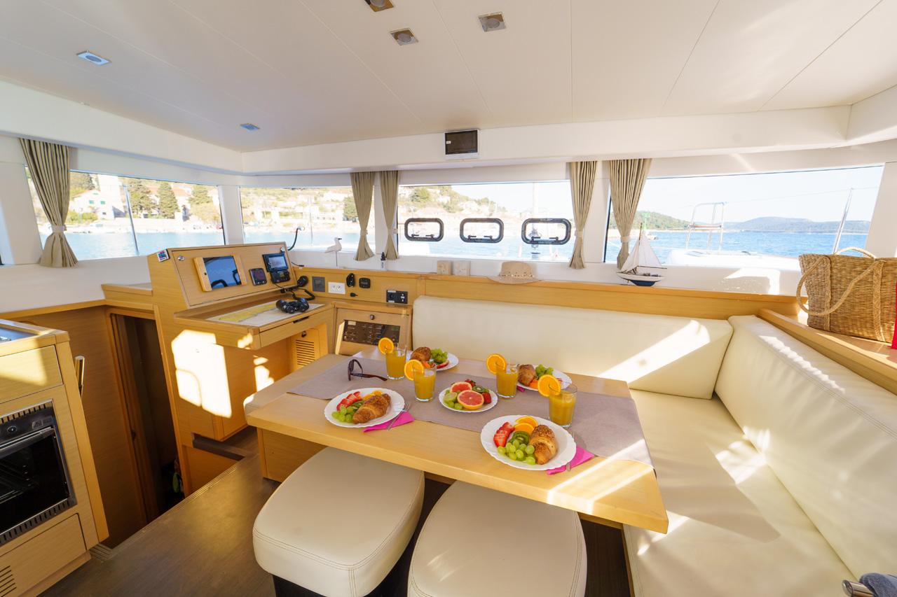 Lagoon 39 - 4 + 2 cab. - White Pearl, picture 15