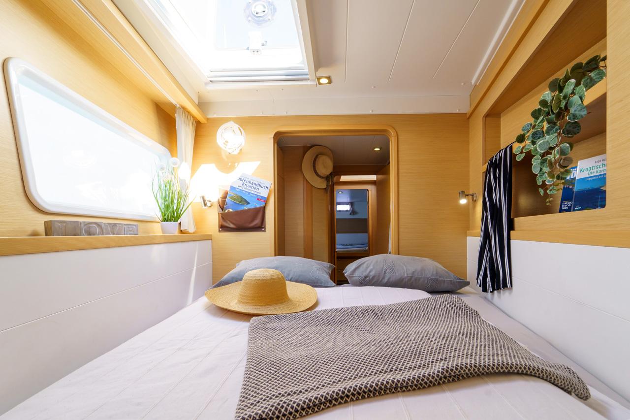 Lagoon 39 - 4 + 2 cab. - White Pearl, picture 24