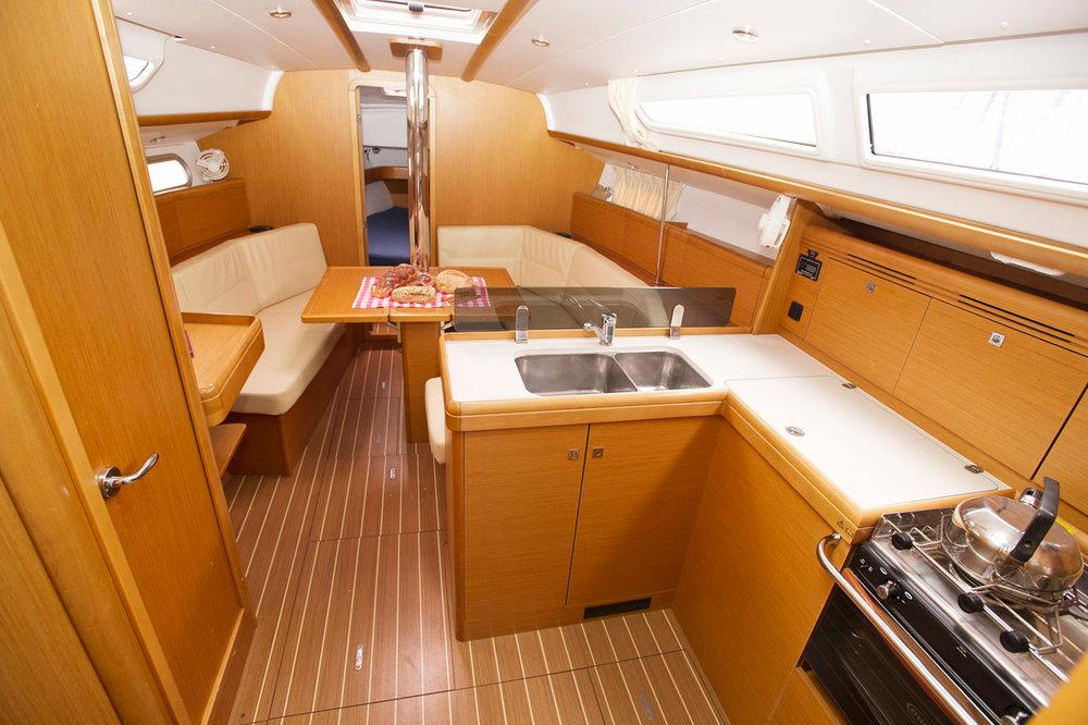 Sun Odyssey 36i - Izella, picture 7