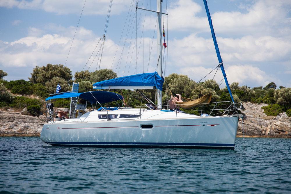 Sun Odyssey 36i, picture 1