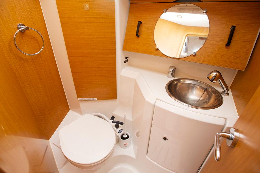 Sun Odyssey 36i, picture 11